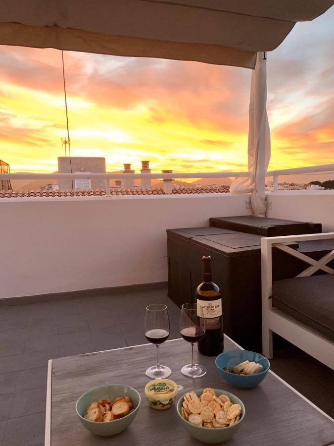 Sonne & Meerblick Aus 40 Grad Heissem Whirlpool Geniessen - Zentral Am Hafen Und Dennoch Ruhig Cala Ratjada  Εξωτερικό φωτογραφία