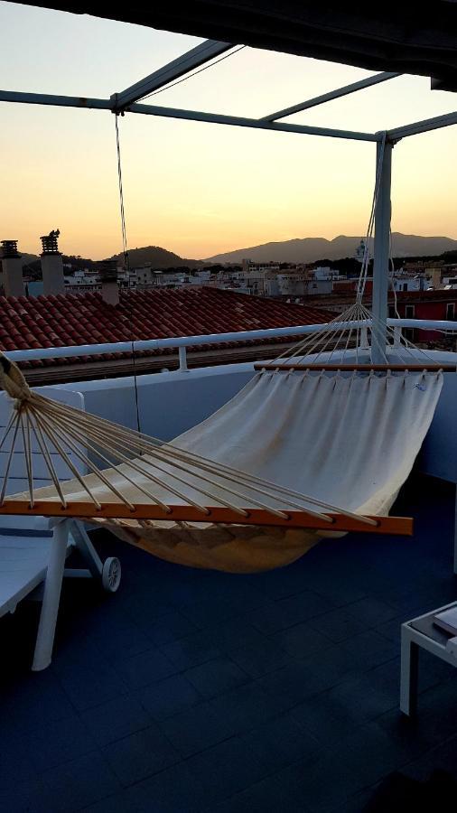 Sonne & Meerblick Aus 40 Grad Heissem Whirlpool Geniessen - Zentral Am Hafen Und Dennoch Ruhig Cala Ratjada  Εξωτερικό φωτογραφία
